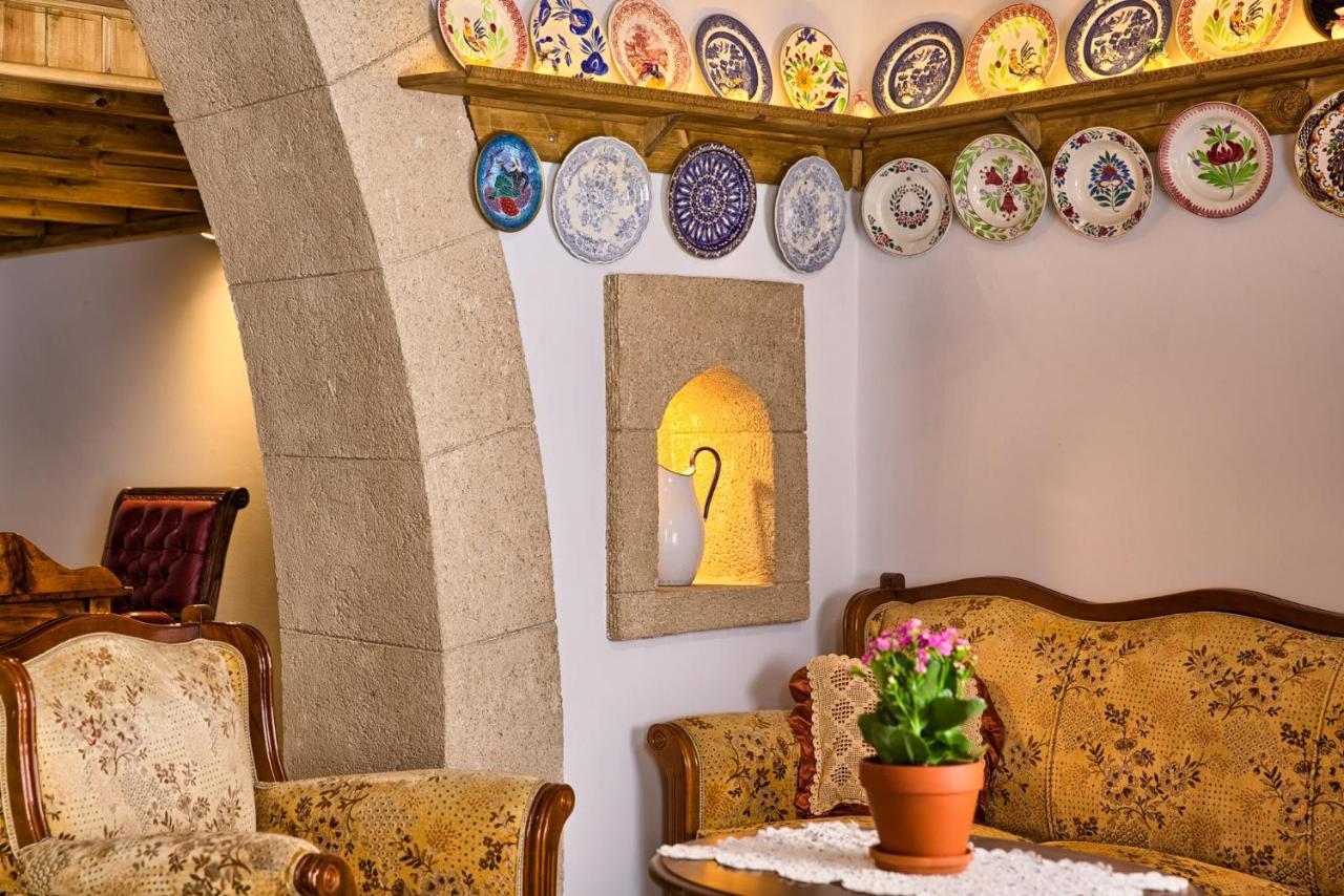 Stone Arch Malona Village Exterior foto