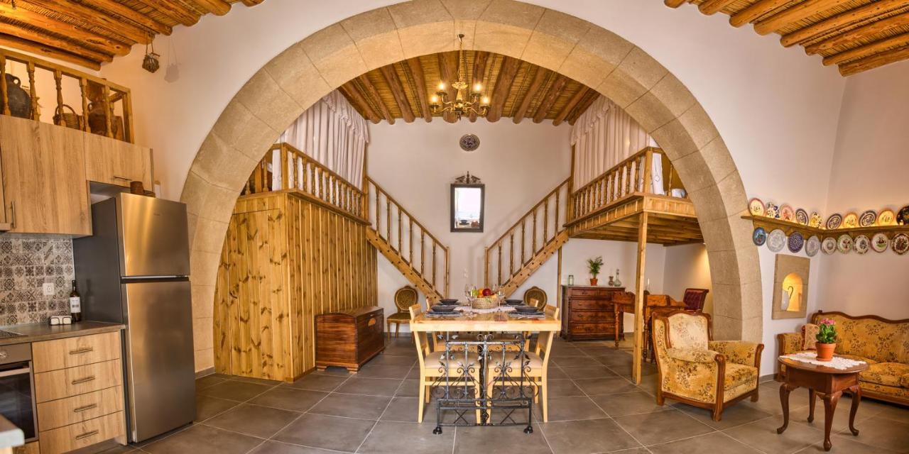 Stone Arch Malona Village Exterior foto