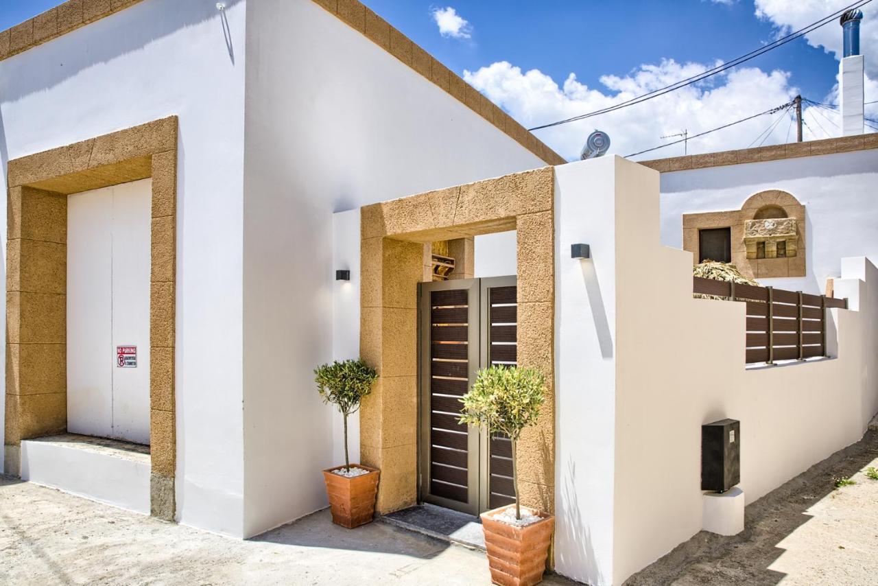 Stone Arch Malona Village Exterior foto