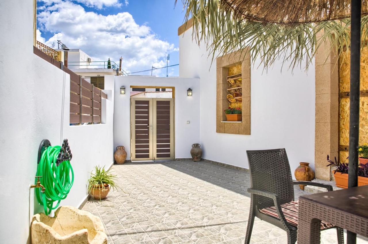 Stone Arch Malona Village Exterior foto