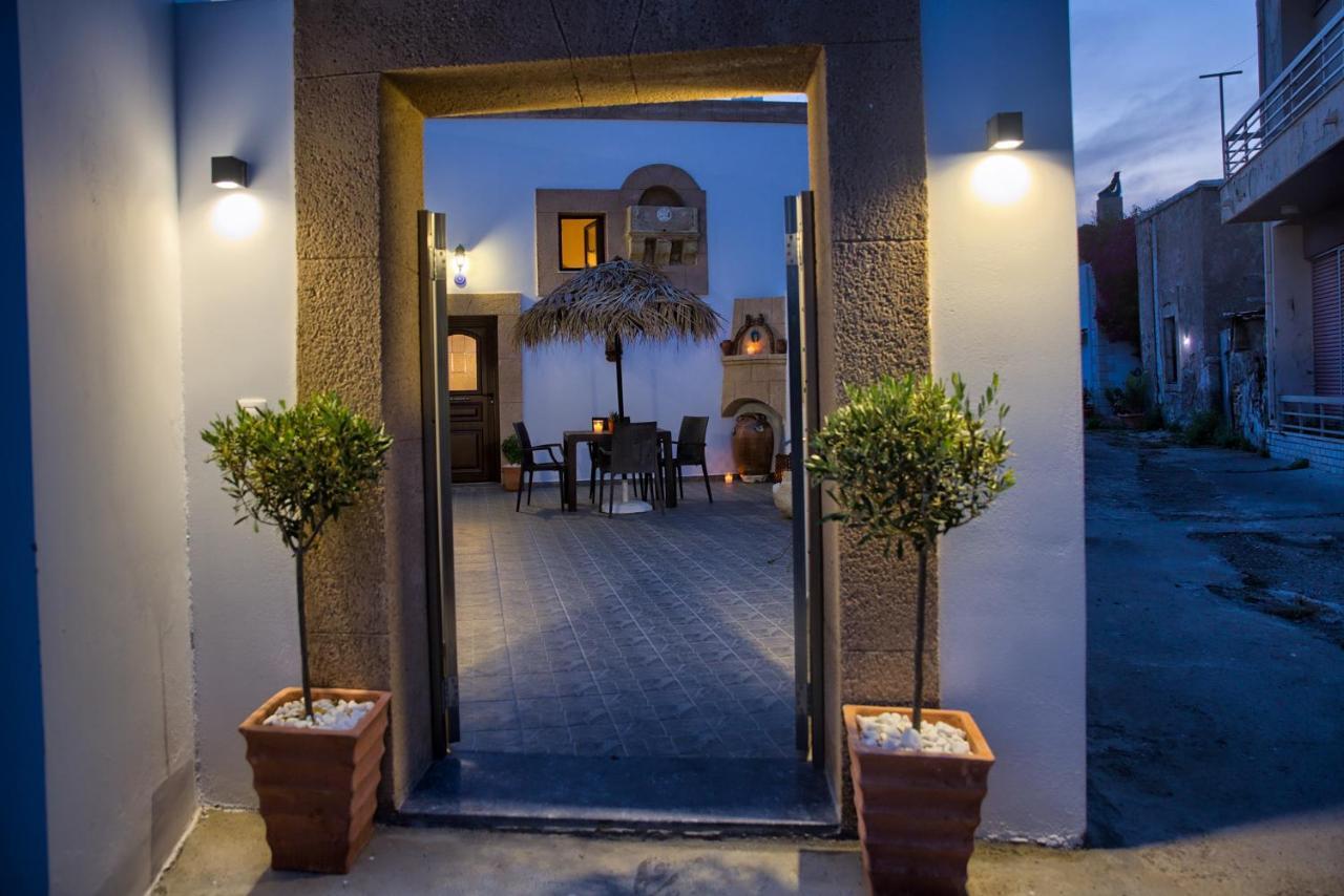 Stone Arch Malona Village Exterior foto
