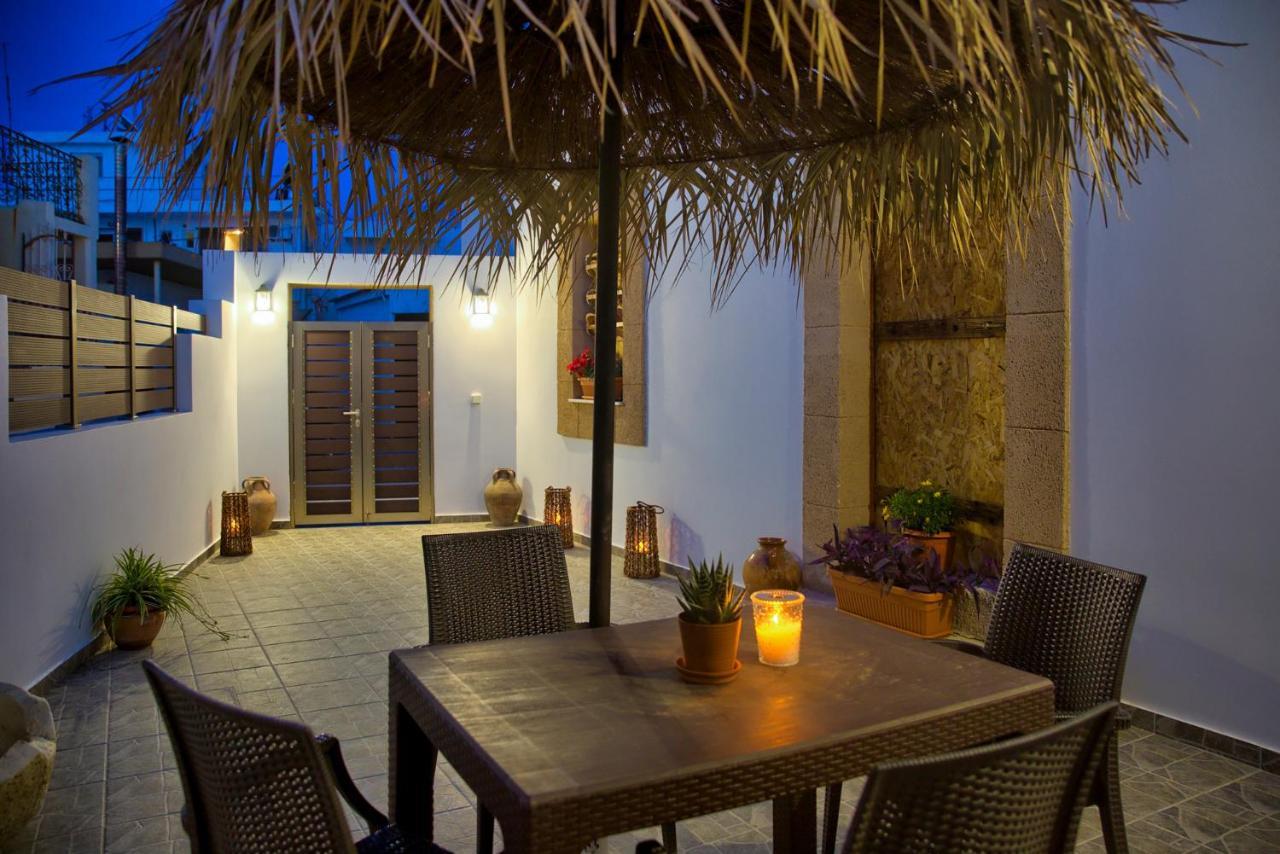 Stone Arch Malona Village Exterior foto