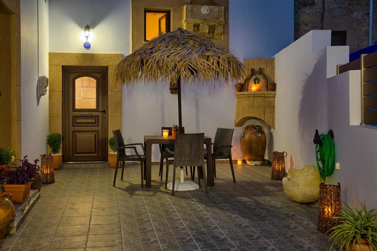 Stone Arch Malona Village Exterior foto